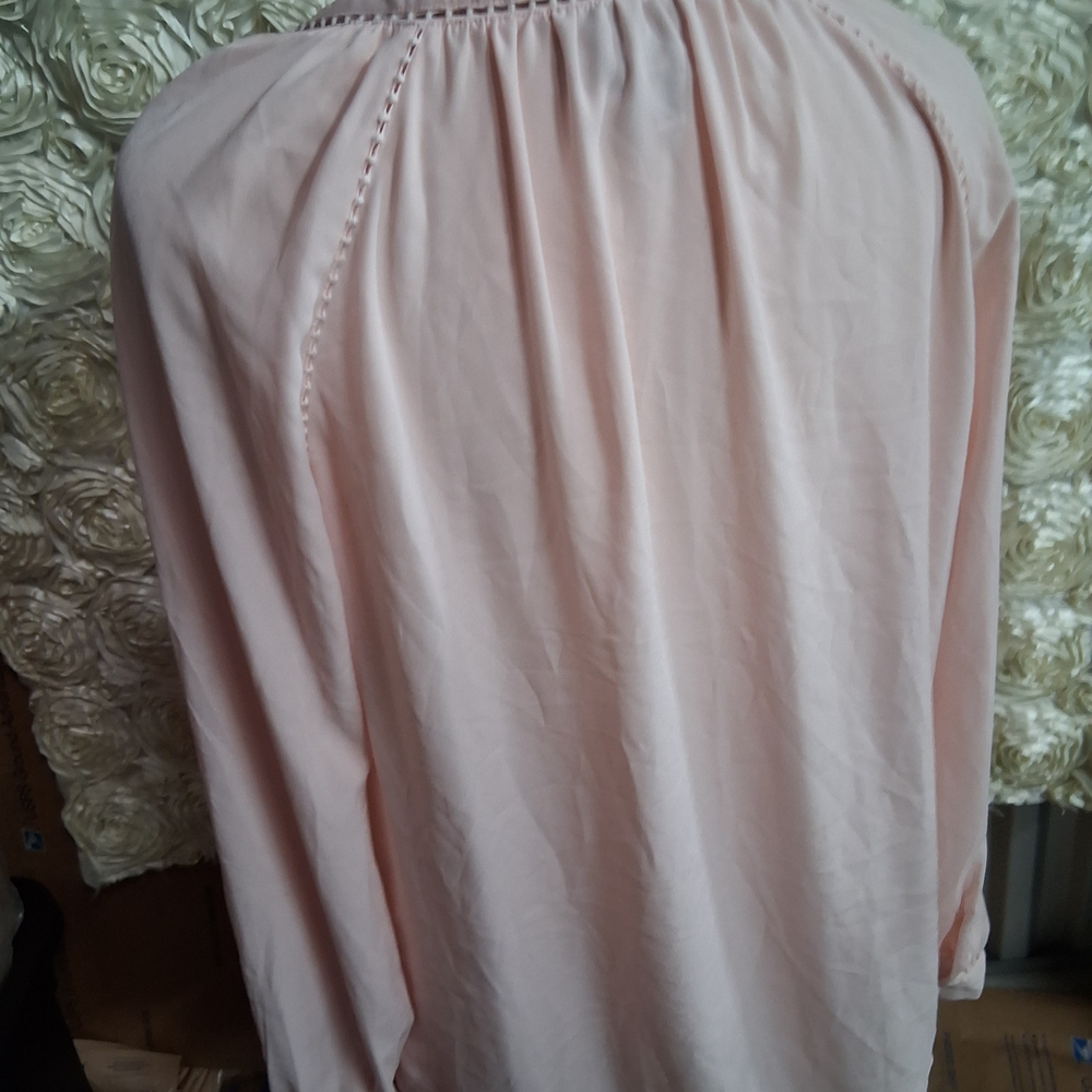Ava & Viv Soft Pink Top - Picture 4 of 8